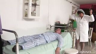 Popsi kedvelő nagymamák - Teljes pornóvideó