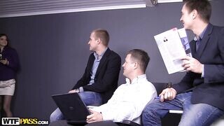 Kíméletlen menet az irodában