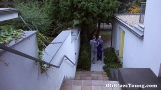 Fater lerendezi a tinédzser gádzsit