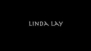 Linda imádja a cerkát verni