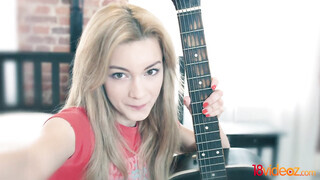 Sonya Sweet feneke megkúrelva