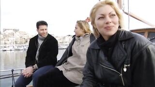 Sophie Evans és Monique Covet négyesben reszel