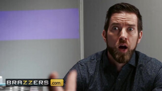 Brazzers - Cali Carter a termetes keblű zsenge