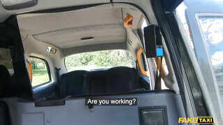 Fake Taxi - Sabien DeMonia a gigantikus tőgyes ribanc