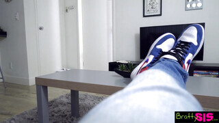 Bratty Sis - Madelyn Monroe imádja a termetes bránert