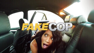 Fake Taxi - Roxy Lace muffját a csoki taxis döngeti