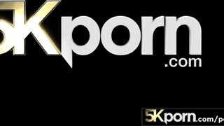 5KPorn - Naomi Blue pinája bekúrva