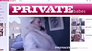 Private.com - A gigantikus csöcsű Elizabetha Romanova rábukik a farokra