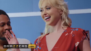 Brazzers - Chloe Cherry és a fotós csóka