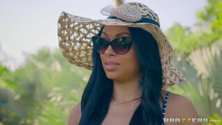 Bethany Benz a nimfo latina milf - Brazzers