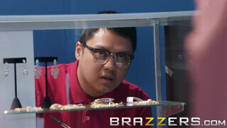 Brazzers - Whitney Wright hatalmas popója megrakva
