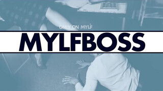 MYLF - Melissa Lynn a kitetovált gyönyörű milf