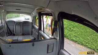Fake Taxi - Stacy Seran és Princess Paris dugnak a taxissal