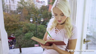 Private com - Helena Moeller popó lyukba is kedveli