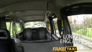 FakeTaxi - Carmel Cox az angol tinédzser kéjhölgy