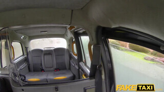Fake Taxi - Cassie Del Isla a tüzes francia nőci