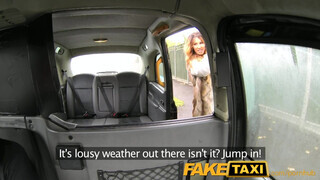 FakeTaxi - igazi aranyásó pipi