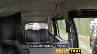FakeTaxi - finn világos szőke maca kalandra vágyik