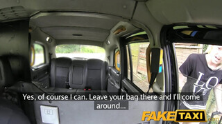 FakeTaxi - skót maca a szabadban is imádja