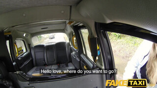 Fake Taxi - Óriási cicis tinédzser bige a hátsó ülésen