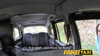 Fake Taxi - Roxxy Lea a méretes didkós dél amerikai csaj