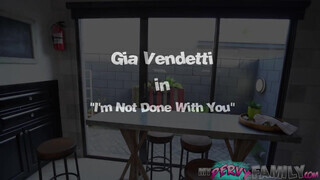 Gia Vendetti a vadító hosszú combú spanyol