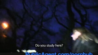 PublicAgent - Violette Pure a fősulis fiatal