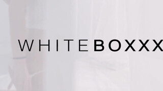 WHITEBOXXX - Nicole Pearl bombázó hancúrozása a barátjával
