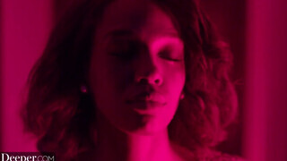 Deeper - Lacey London fehér kukit akart