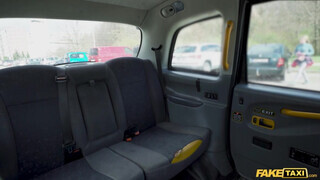 Fake Taxi - Francia escortos gádzsi megrakva