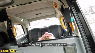 Fake Taxi - Gyönyörű latina gádzsi megdugva a taxiban