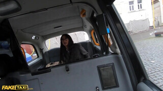 Fake Taxi - Mali Ubon a szexi brazil bige