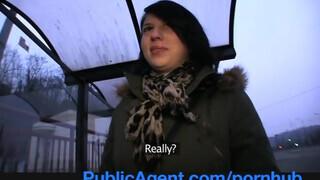 PublicAgent - gádzsi a buszmegállóból