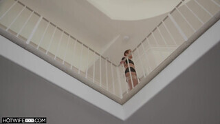HOTWIFEXXX - Rövid hajú házaspár megkúrelva