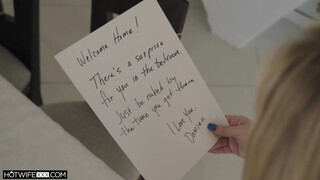 HotwifeXXX - behemót házastárs a csöcseire akarja a gecit
