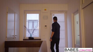Babes - Paula Shy a hatalmas didkós maca