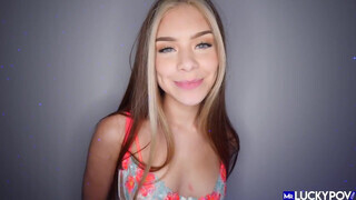 Igazán bájos 18 éves nőci