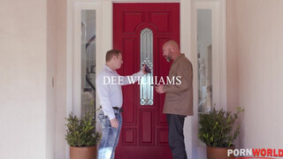 Dee Williams kettő péniszt kap