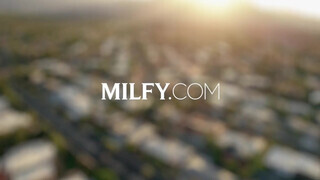 MILFY - Penny Barber cunija megbaszva