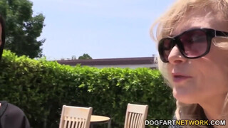 Nina Hartley és Raven Bay meg a csoki fószer