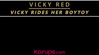 Vicky Red tinédzser pacákkal kúr