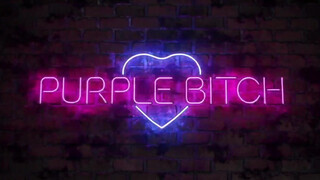 Purple Bitch keményen segg lyukba kefélve