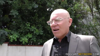 Sindee Dix az óriás kannás háziasszony