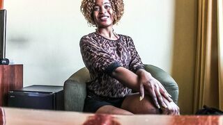 Bombázó amatőr milf keményen meghágva casting forgatás után